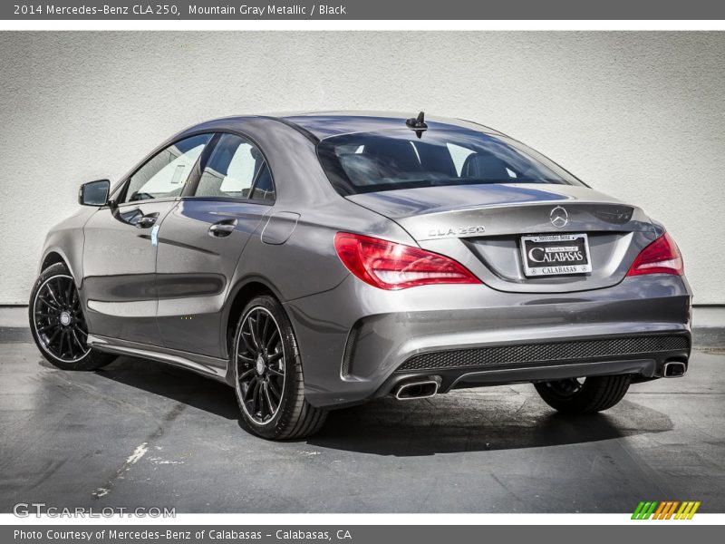 Mountain Gray Metallic / Black 2014 Mercedes-Benz CLA 250