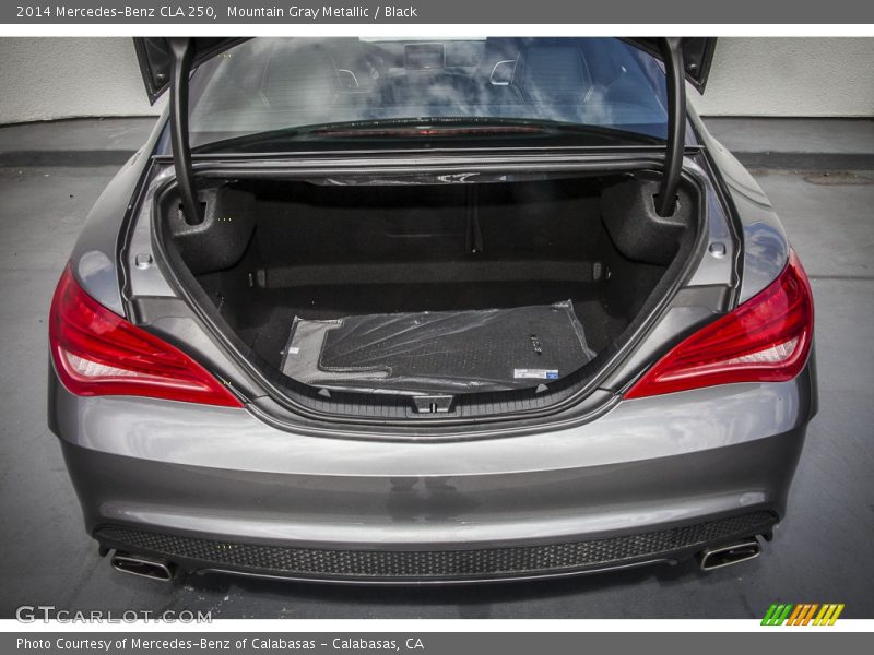 Mountain Gray Metallic / Black 2014 Mercedes-Benz CLA 250