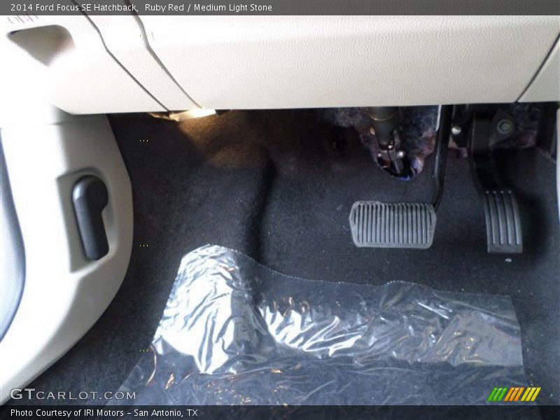 Ruby Red / Medium Light Stone 2014 Ford Focus SE Hatchback