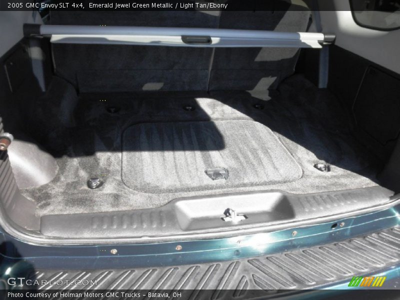 Emerald Jewel Green Metallic / Light Tan/Ebony 2005 GMC Envoy SLT 4x4