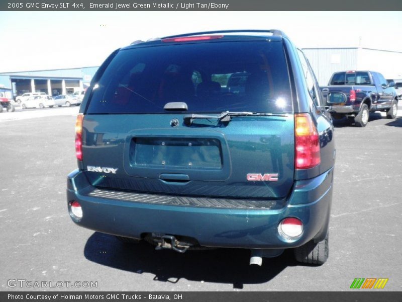 Emerald Jewel Green Metallic / Light Tan/Ebony 2005 GMC Envoy SLT 4x4