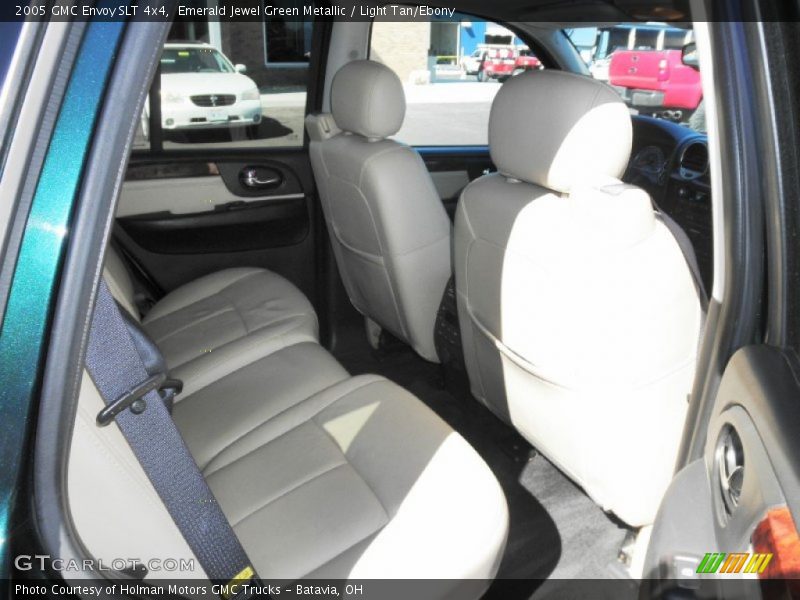 Emerald Jewel Green Metallic / Light Tan/Ebony 2005 GMC Envoy SLT 4x4