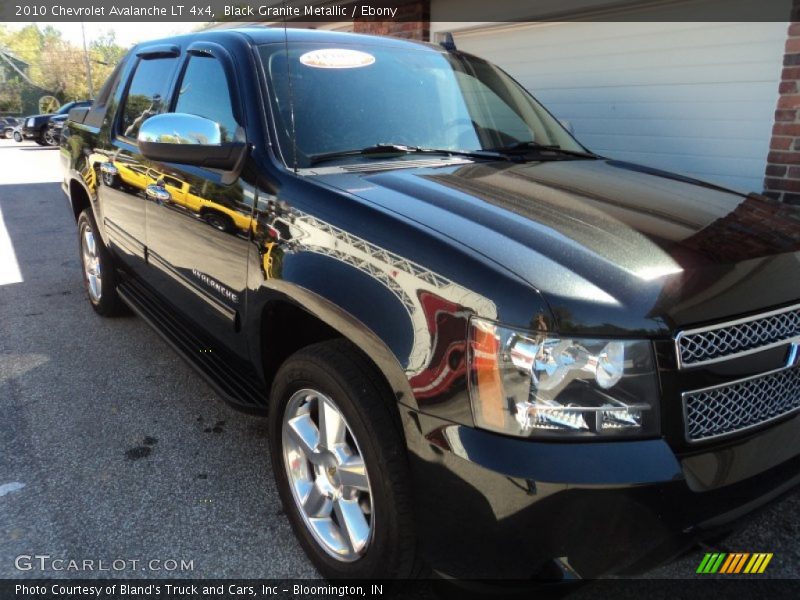 Black Granite Metallic / Ebony 2010 Chevrolet Avalanche LT 4x4