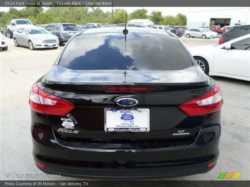 Tuxedo Black / Charcoal Black 2014 Ford Focus SE Sedan