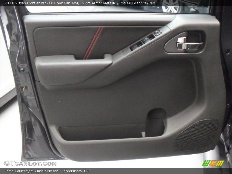 Night Armor Metallic / Pro 4X Graphite/Red 2011 Nissan Frontier Pro-4X Crew Cab 4x4