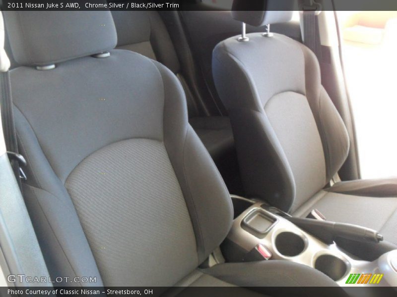 Chrome Silver / Black/Silver Trim 2011 Nissan Juke S AWD