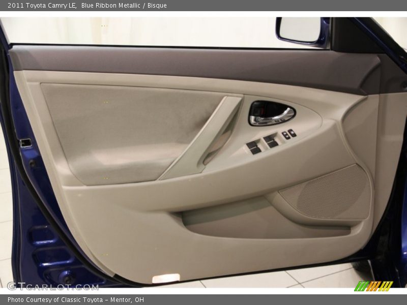 Blue Ribbon Metallic / Bisque 2011 Toyota Camry LE