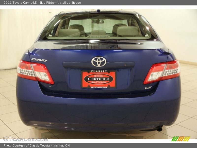 Blue Ribbon Metallic / Bisque 2011 Toyota Camry LE