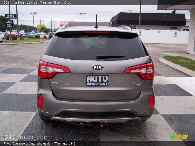 Titanium Silver / Gray 2014 Kia Sorento SX V6