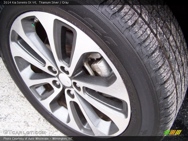 Titanium Silver / Gray 2014 Kia Sorento SX V6
