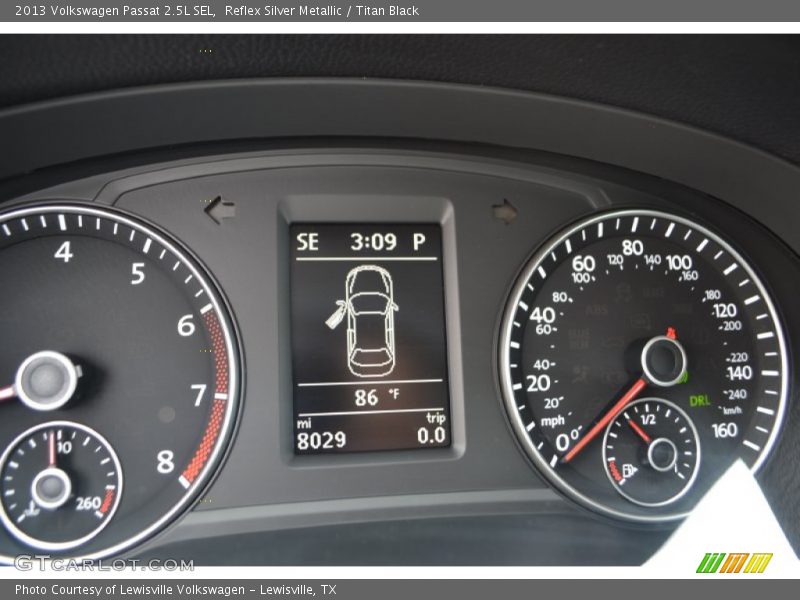 Reflex Silver Metallic / Titan Black 2013 Volkswagen Passat 2.5L SEL