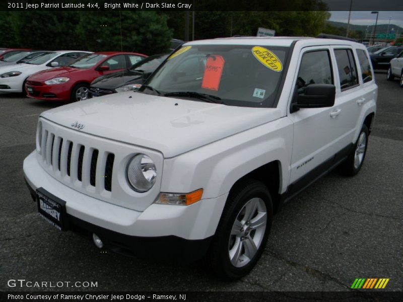 Bright White / Dark Slate Gray 2011 Jeep Patriot Latitude 4x4