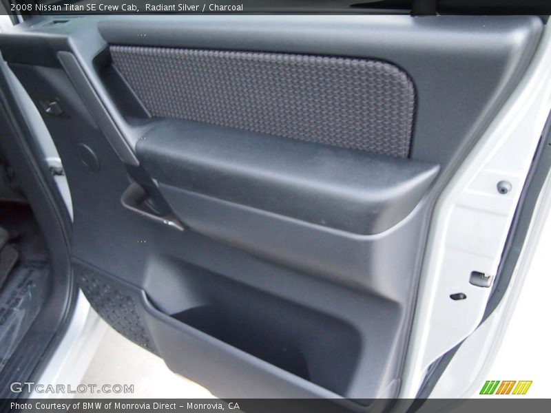 Radiant Silver / Charcoal 2008 Nissan Titan SE Crew Cab