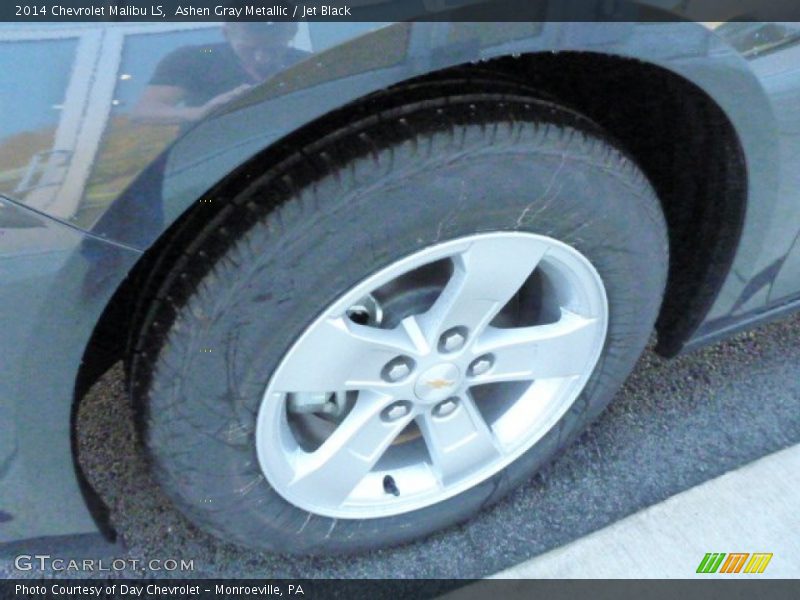 Ashen Gray Metallic / Jet Black 2014 Chevrolet Malibu LS