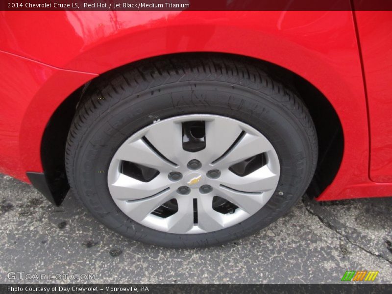Red Hot / Jet Black/Medium Titanium 2014 Chevrolet Cruze LS