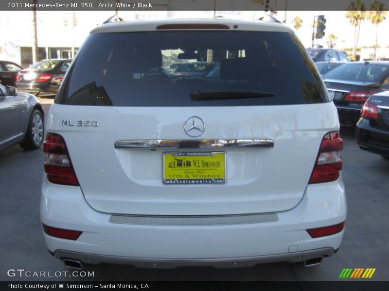 Arctic White / Black 2011 Mercedes-Benz ML 350