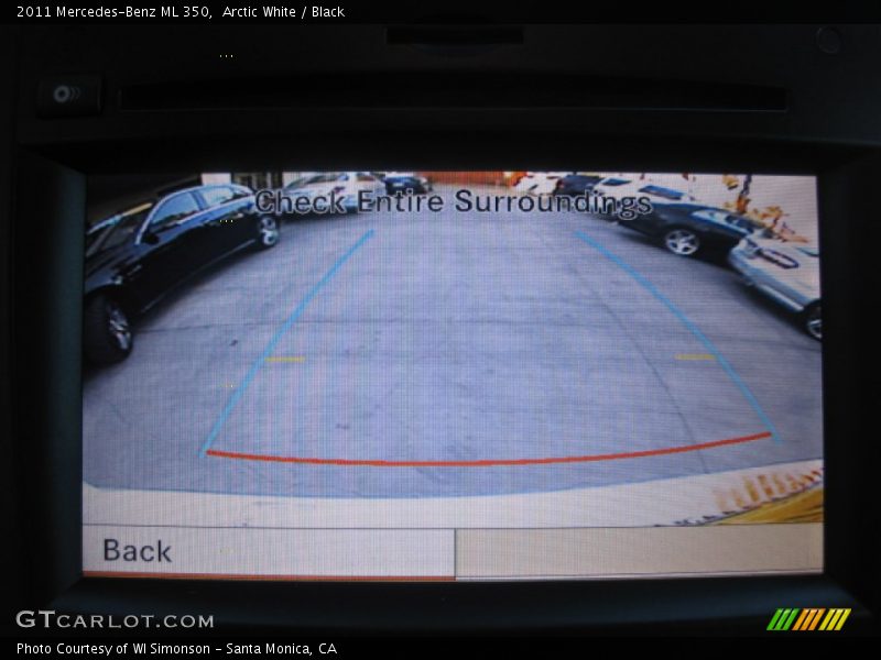 Arctic White / Black 2011 Mercedes-Benz ML 350