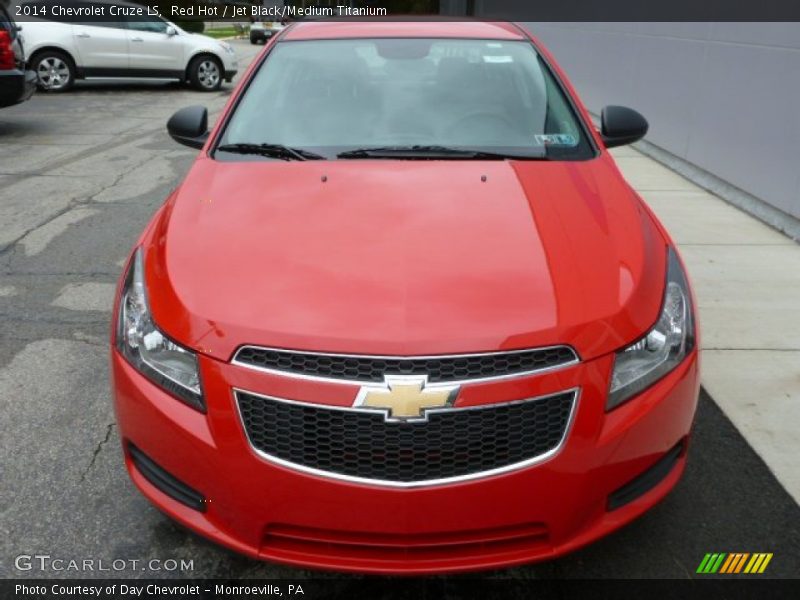 Red Hot / Jet Black/Medium Titanium 2014 Chevrolet Cruze LS