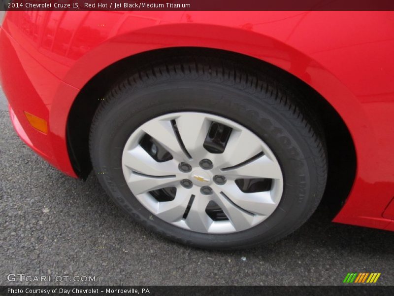 Red Hot / Jet Black/Medium Titanium 2014 Chevrolet Cruze LS