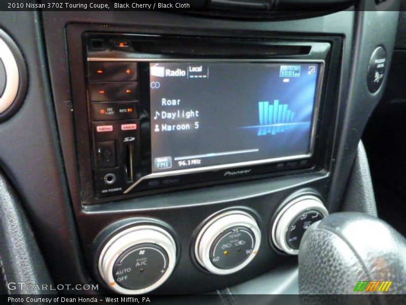 Black Cherry / Black Cloth 2010 Nissan 370Z Touring Coupe