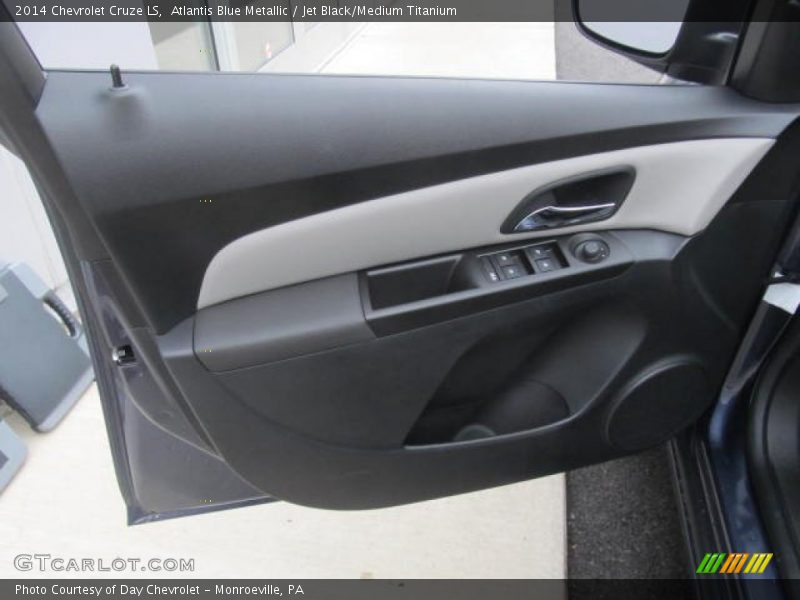 Atlantis Blue Metallic / Jet Black/Medium Titanium 2014 Chevrolet Cruze LS