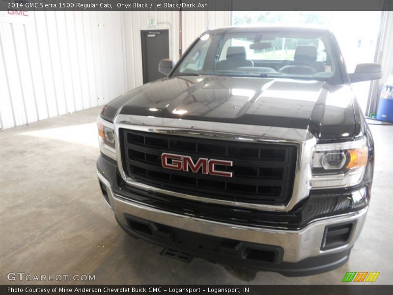 Onyx Black / Jet Black/Dark Ash 2014 GMC Sierra 1500 Regular Cab