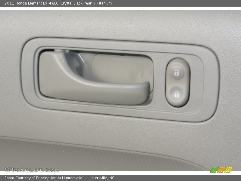 Crystal Black Pearl / Titanium 2011 Honda Element EX 4WD