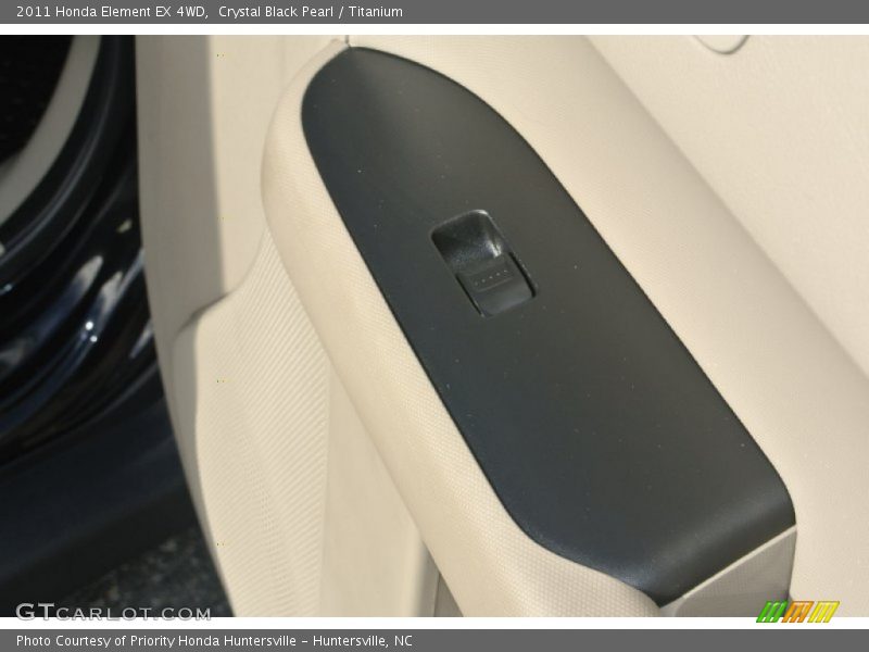 Crystal Black Pearl / Titanium 2011 Honda Element EX 4WD