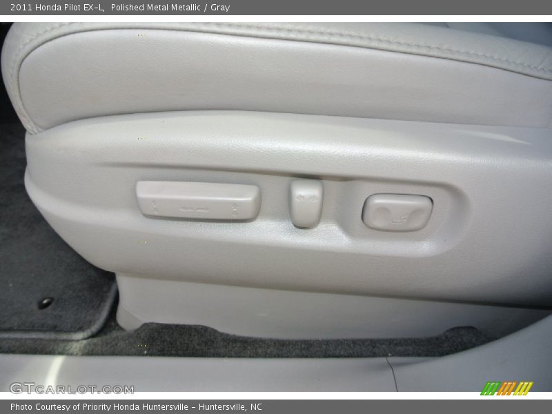 Polished Metal Metallic / Gray 2011 Honda Pilot EX-L