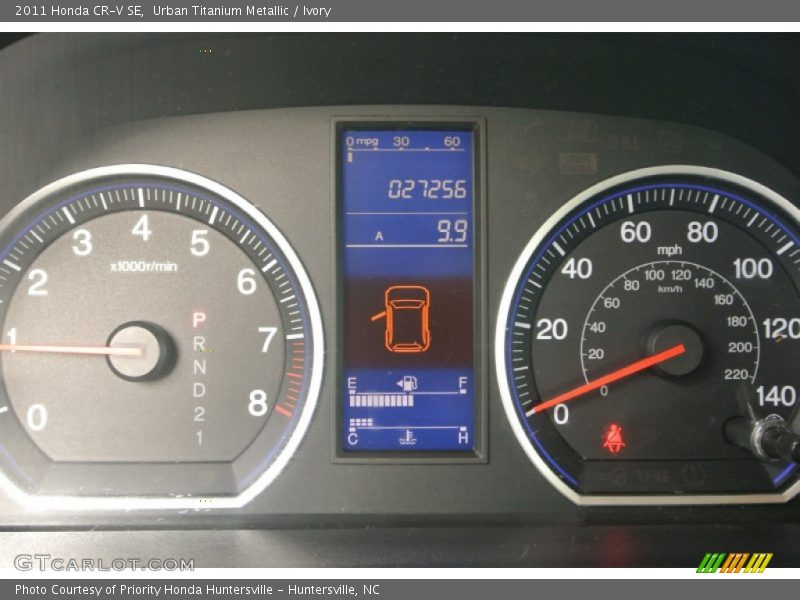 Urban Titanium Metallic / Ivory 2011 Honda CR-V SE