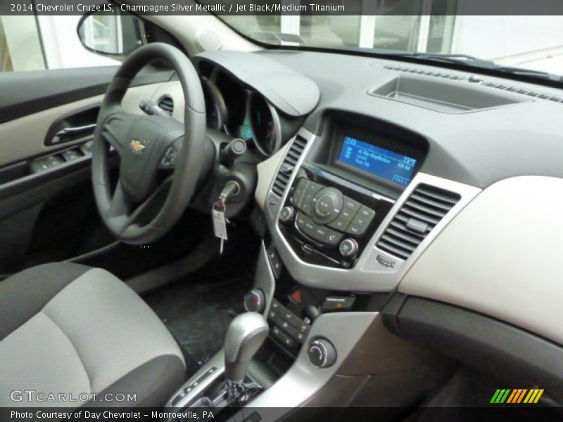 Champagne Silver Metallic / Jet Black/Medium Titanium 2014 Chevrolet Cruze LS