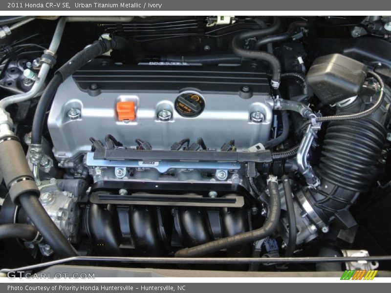 Urban Titanium Metallic / Ivory 2011 Honda CR-V SE