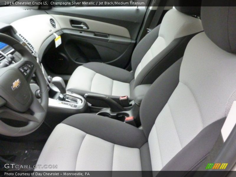 Champagne Silver Metallic / Jet Black/Medium Titanium 2014 Chevrolet Cruze LS