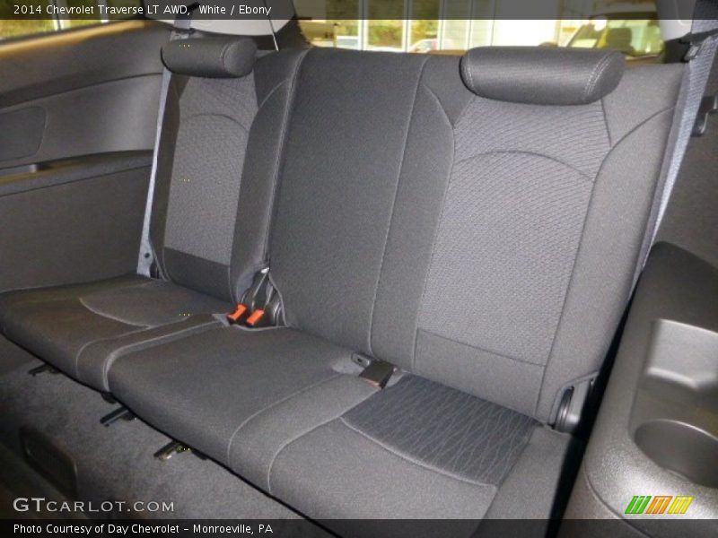 White / Ebony 2014 Chevrolet Traverse LT AWD