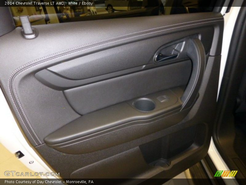 White / Ebony 2014 Chevrolet Traverse LT AWD