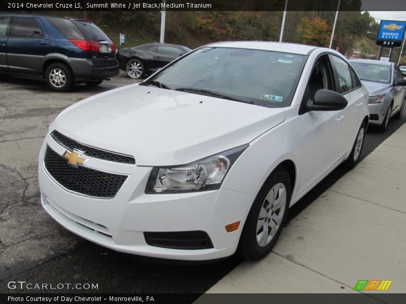 Summit White / Jet Black/Medium Titanium 2014 Chevrolet Cruze LS