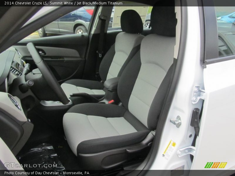 Summit White / Jet Black/Medium Titanium 2014 Chevrolet Cruze LS