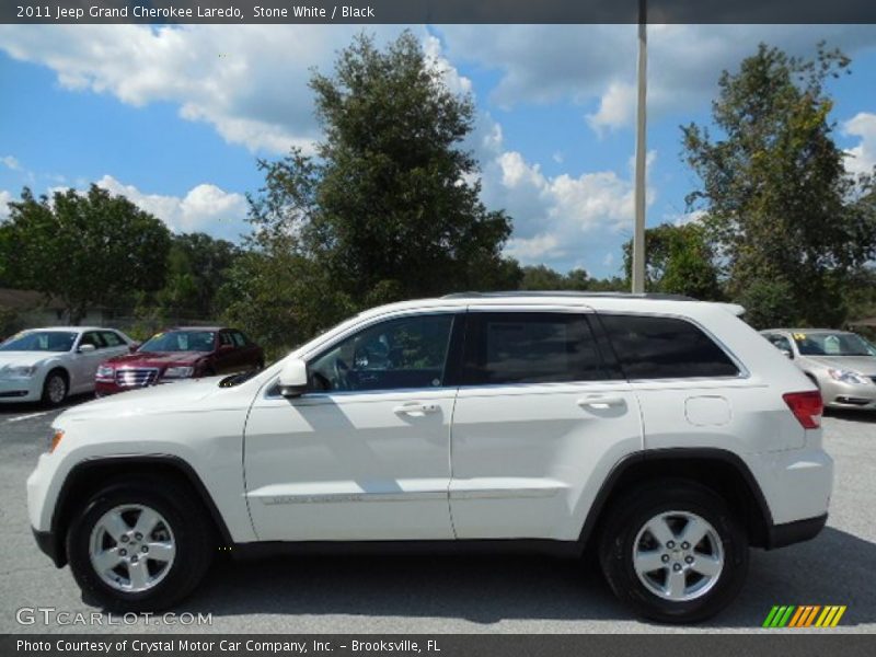Stone White / Black 2011 Jeep Grand Cherokee Laredo