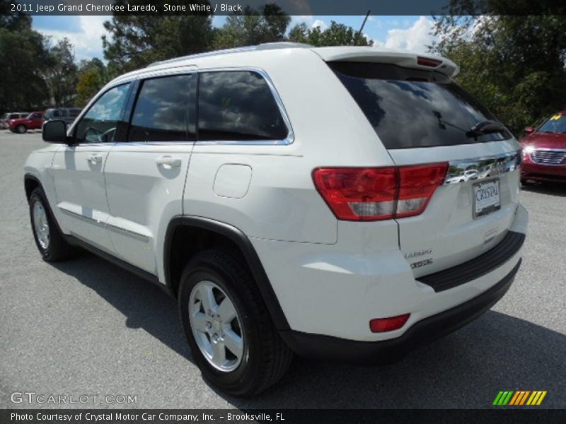 Stone White / Black 2011 Jeep Grand Cherokee Laredo