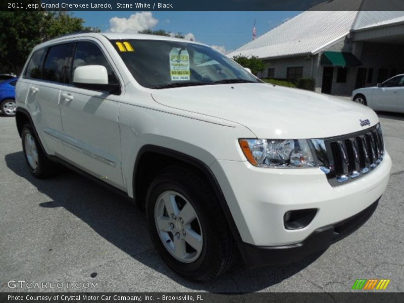 Stone White / Black 2011 Jeep Grand Cherokee Laredo