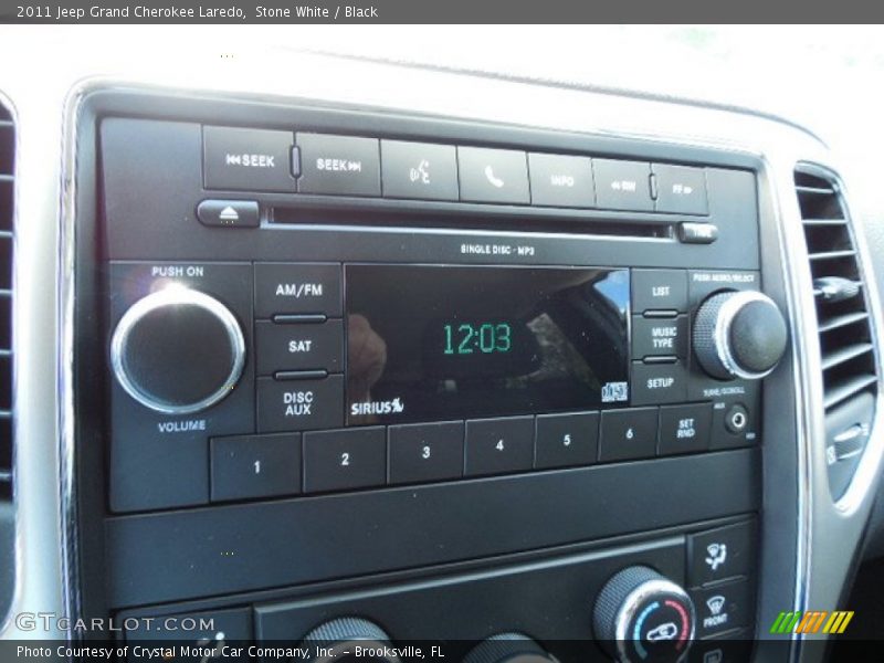 Stone White / Black 2011 Jeep Grand Cherokee Laredo