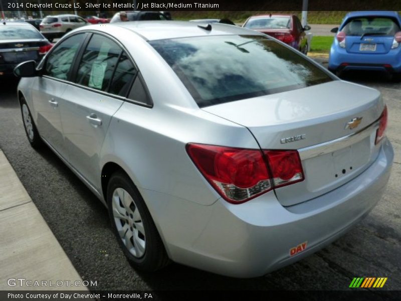 Silver Ice Metallic / Jet Black/Medium Titanium 2014 Chevrolet Cruze LS