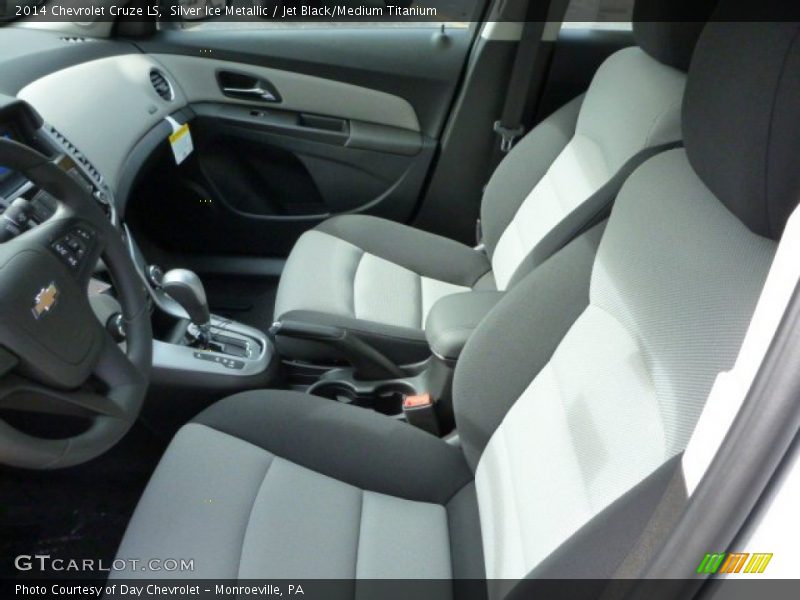 Silver Ice Metallic / Jet Black/Medium Titanium 2014 Chevrolet Cruze LS