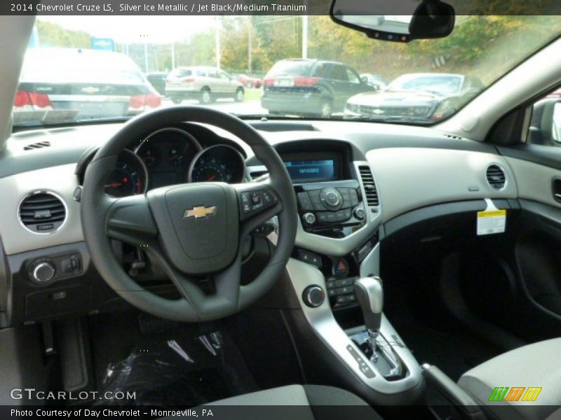 Silver Ice Metallic / Jet Black/Medium Titanium 2014 Chevrolet Cruze LS