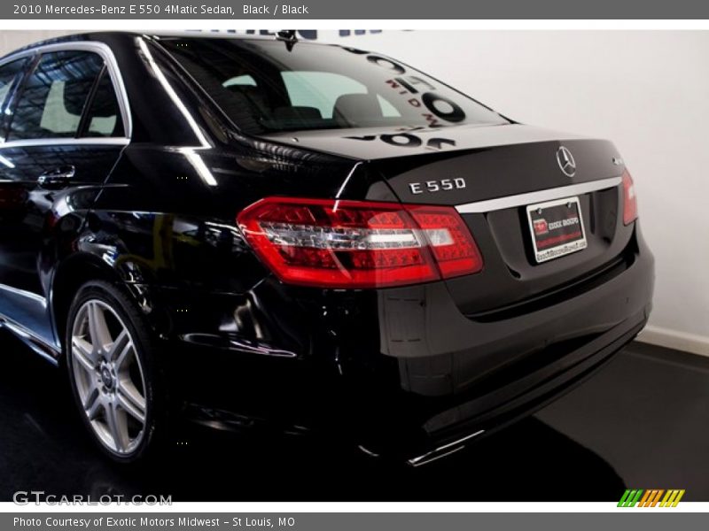 Black / Black 2010 Mercedes-Benz E 550 4Matic Sedan