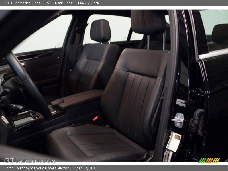 Front Seat of 2010 E 550 4Matic Sedan