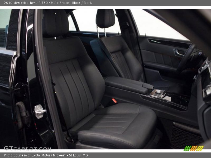 Black / Black 2010 Mercedes-Benz E 550 4Matic Sedan