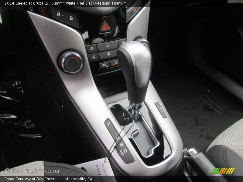 Summit White / Jet Black/Medium Titanium 2014 Chevrolet Cruze LS