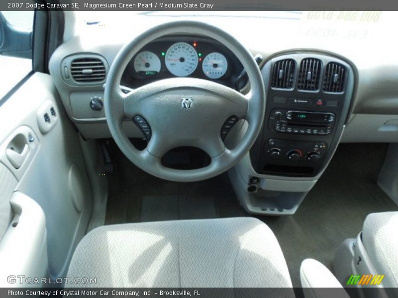 Magnesium Green Pearl / Medium Slate Gray 2007 Dodge Caravan SE