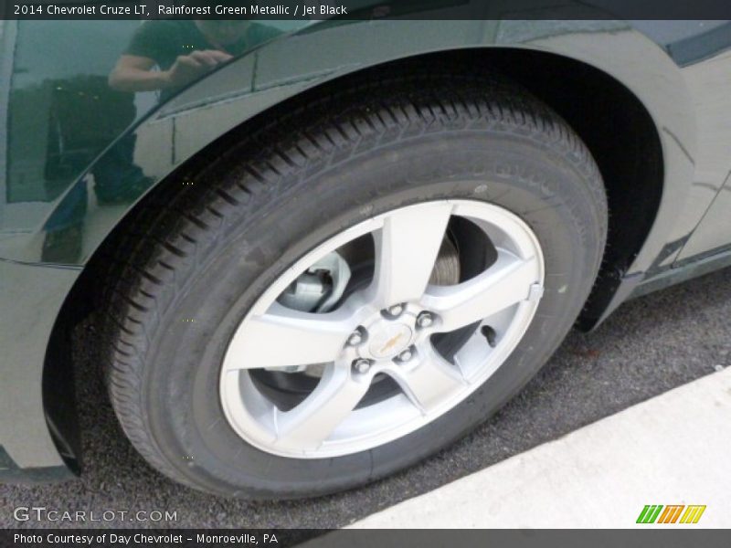 Rainforest Green Metallic / Jet Black 2014 Chevrolet Cruze LT